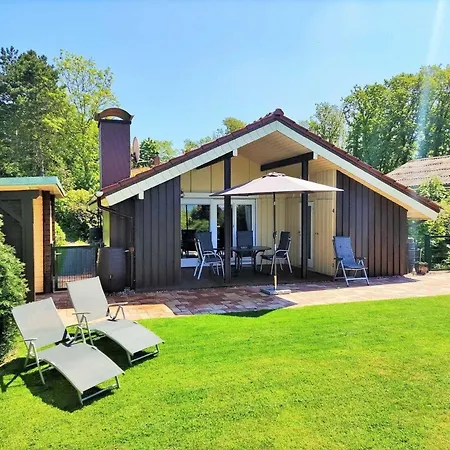 Rott Garden Retreat: Panoramic Views With Sauna & Fireplace Extertal