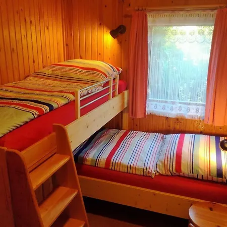 Rott Garden Retreat: Panoramic Views With Sauna & Fireplace